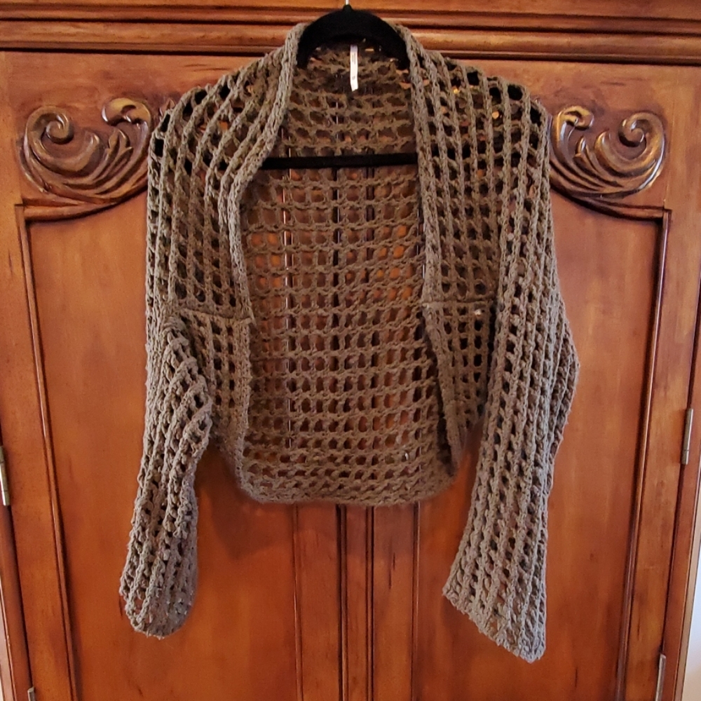 Free People Shrug/ sweater wrap